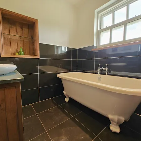 1 Bed In Windermere 95347 * Ings (Cumbria)